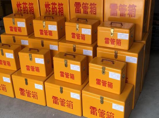 丘北玻璃钢雷管箱的使用寿命一般是多少？